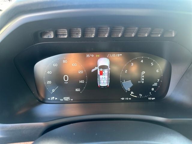 2022 Volvo XC90 T6 Momentum