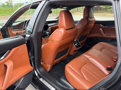 2023 Maserati Quattroporte Modena Q4