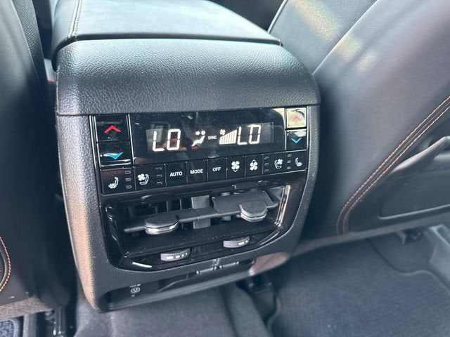 2025 Jeep Grand Cherokee L Summit Reserve 4x4