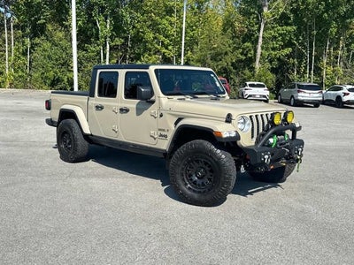 2022 Jeep Gladiator Overland 4x4