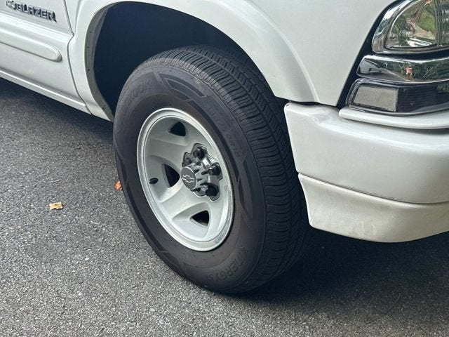 2002 Chevrolet Blazer LS
