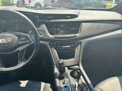 2023 Cadillac XT5 Luxury