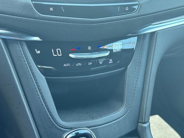 2023 Cadillac XT5 Luxury
