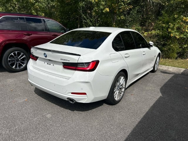2023 BMW 3 Series 330e xDrive Sedan