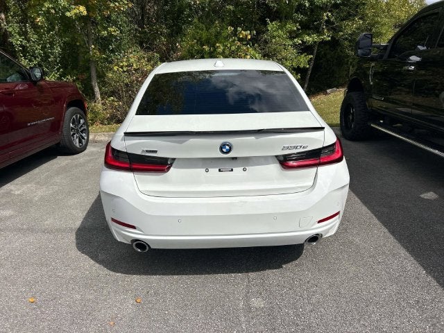 2023 BMW 3 Series 330e xDrive Sedan