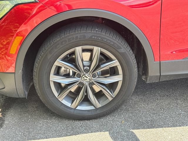 2023 Volkswagen Tiguan 2.0T SE