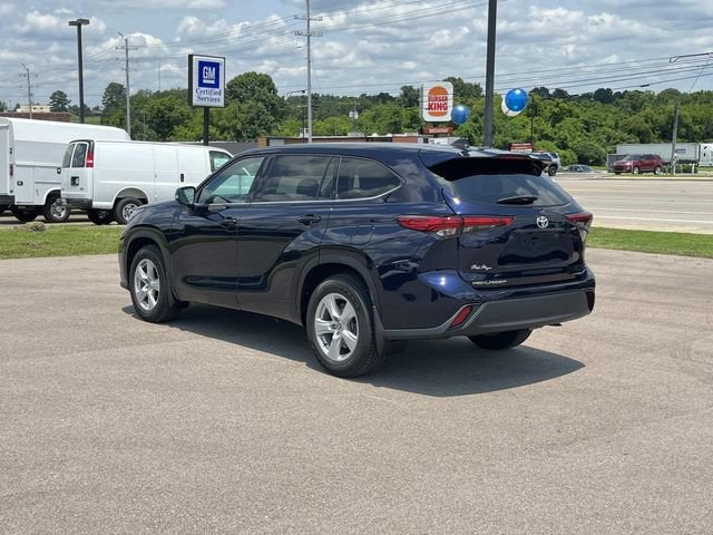 2022 Toyota Highlander LE