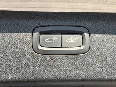 2020 Volvo XC90 T6 Momentum 6 Passenger