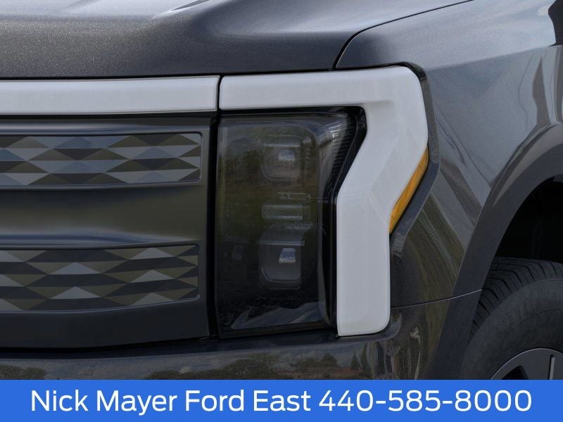 2025 Ford F-150 Lightning Lariat
