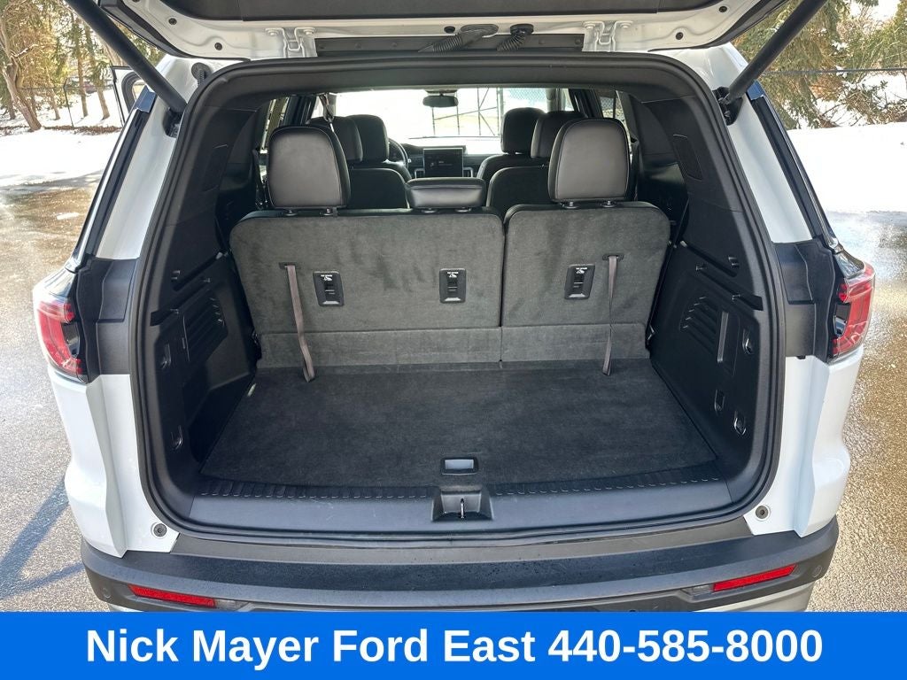 2024 GMC Acadia Elevation