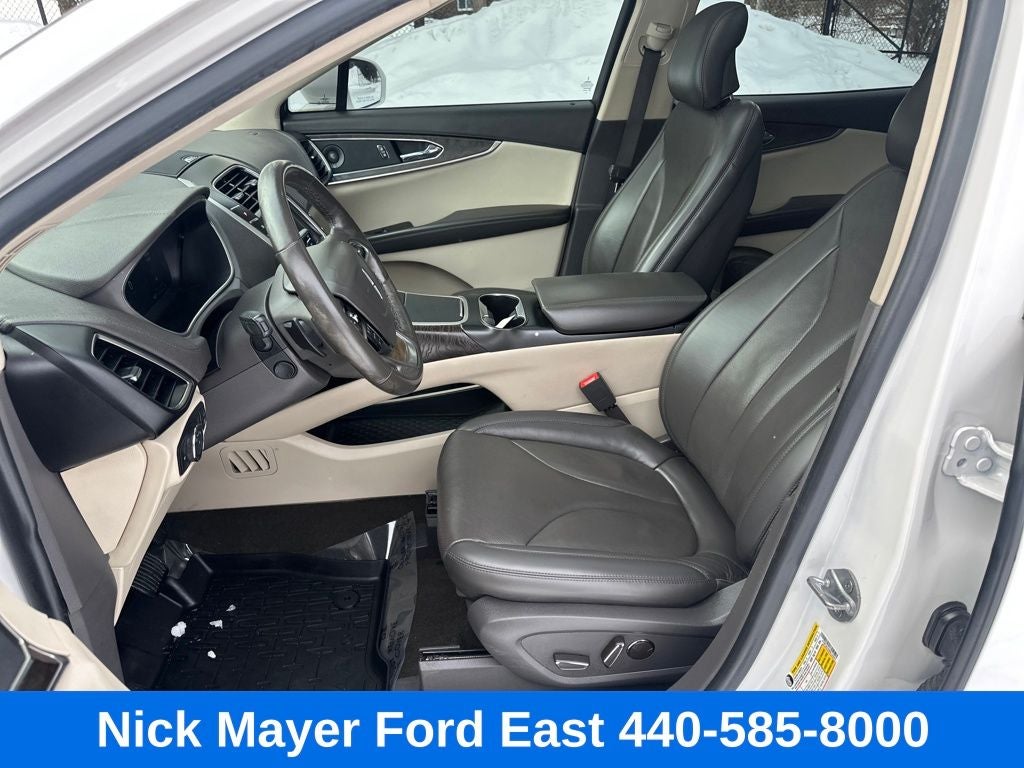 2019 Lincoln Nautilus Reserve