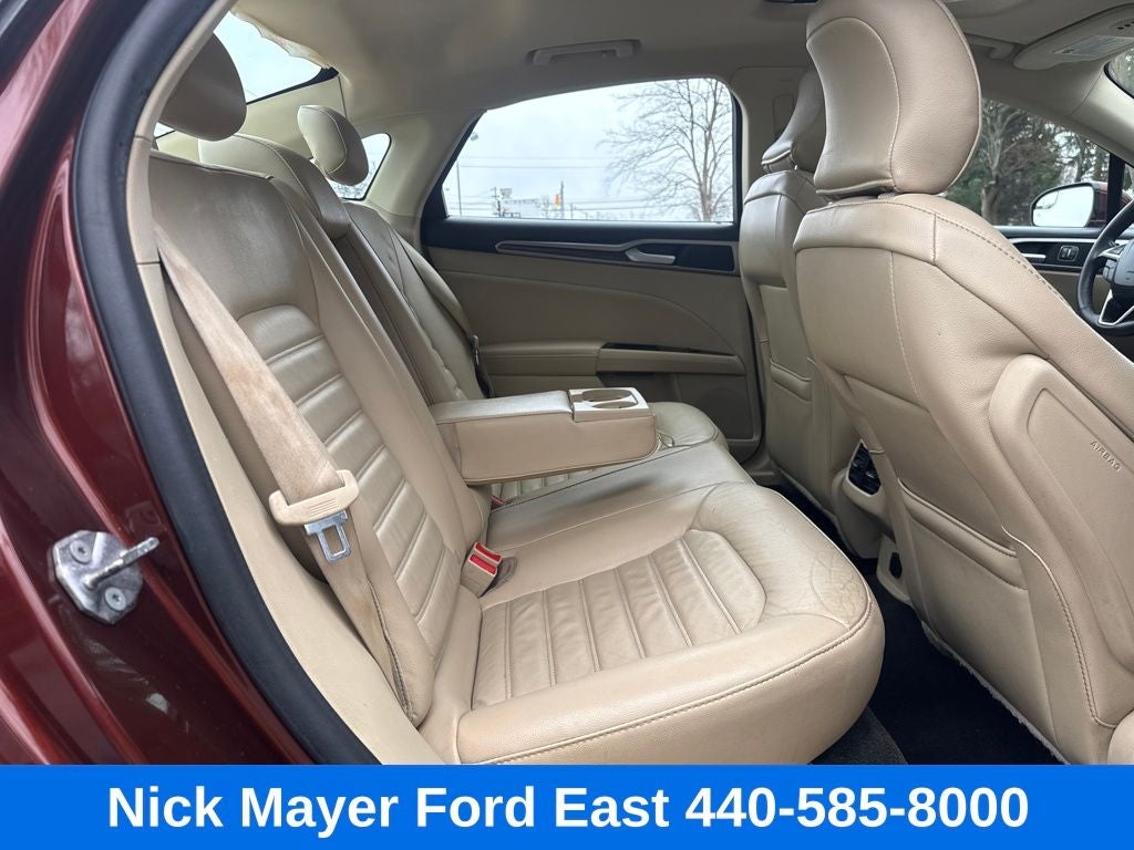 2016 Ford Fusion SE