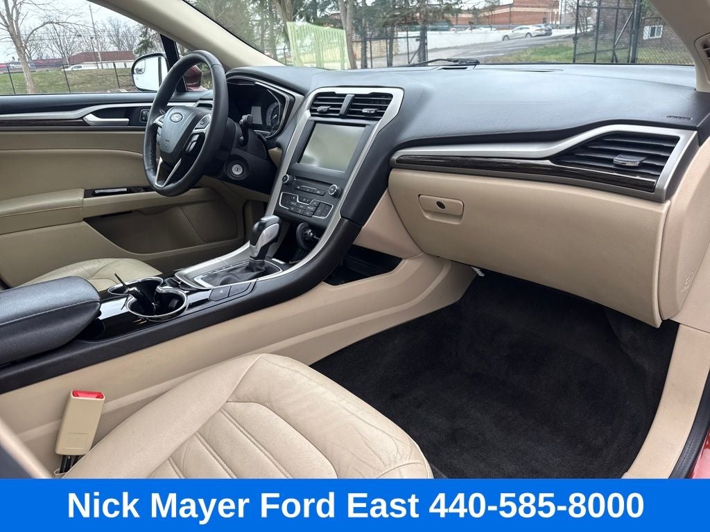 2016 Ford Fusion SE