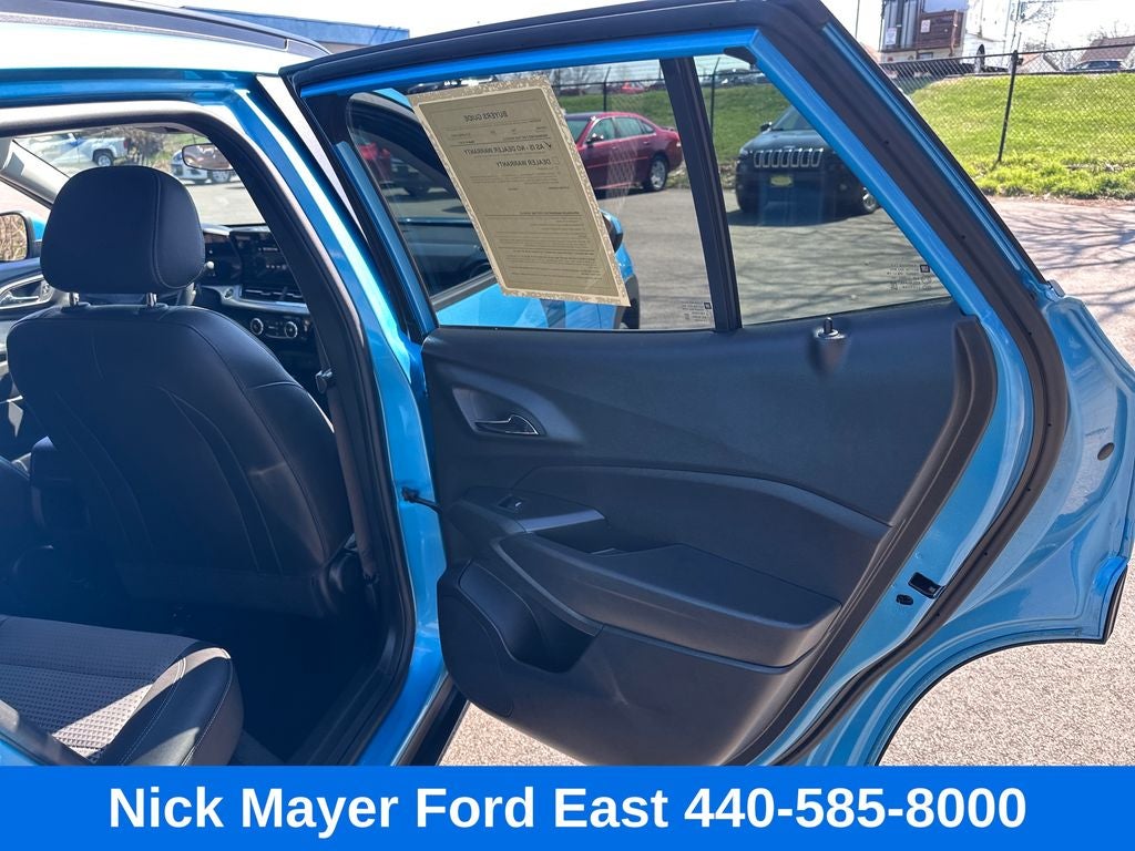 2025 Chevrolet Trax LT