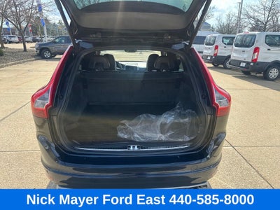 2015 Volvo XC60 T6 R-Design