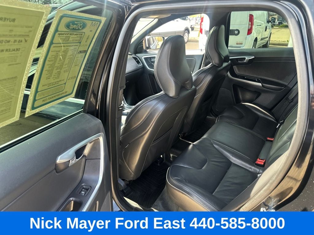 2015 Volvo XC60 T6 R-Design