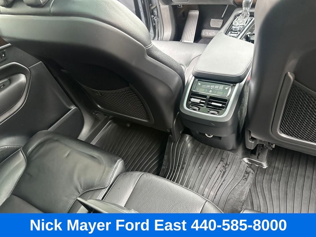 2019 Volvo XC90 T6 Momentum