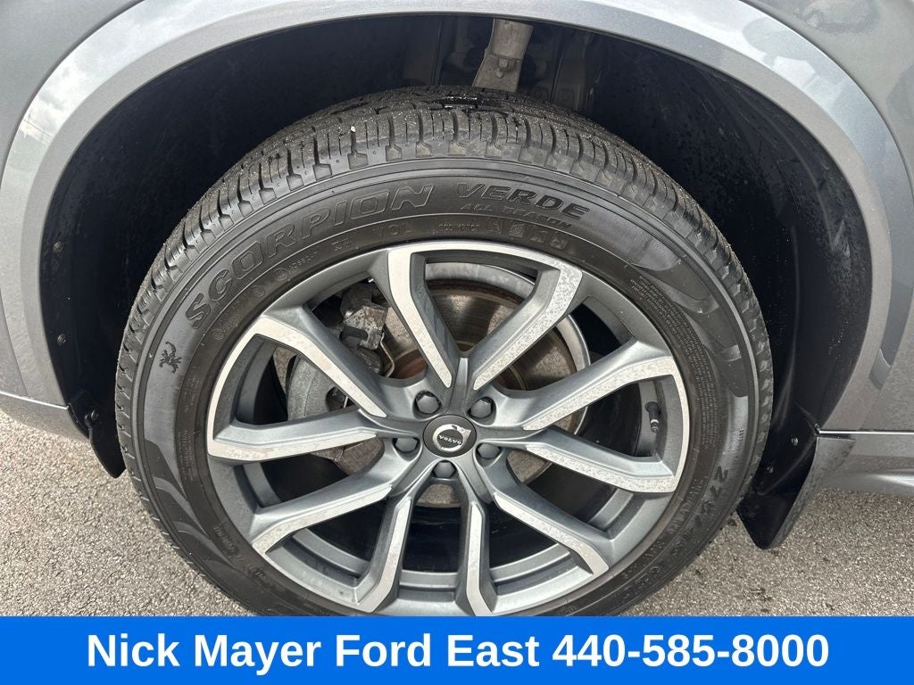 2019 Volvo XC90 T6 Momentum