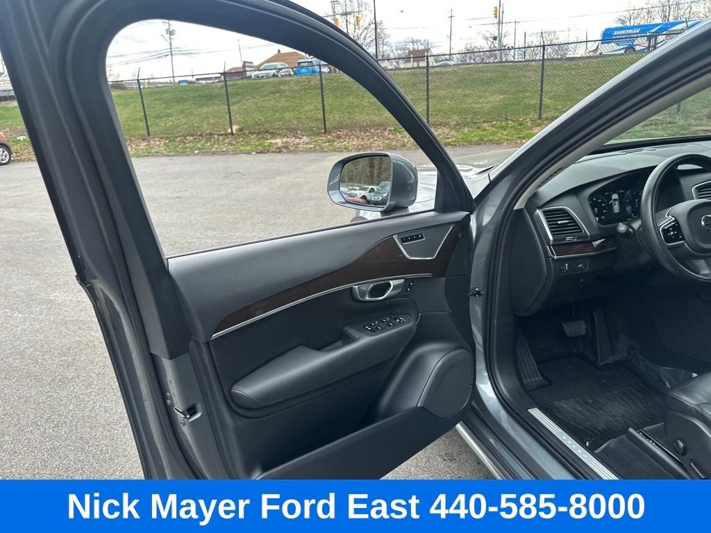 2019 Volvo XC90 T6 Momentum