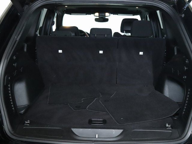 2021 Jeep Grand Cherokee Freedom Edition