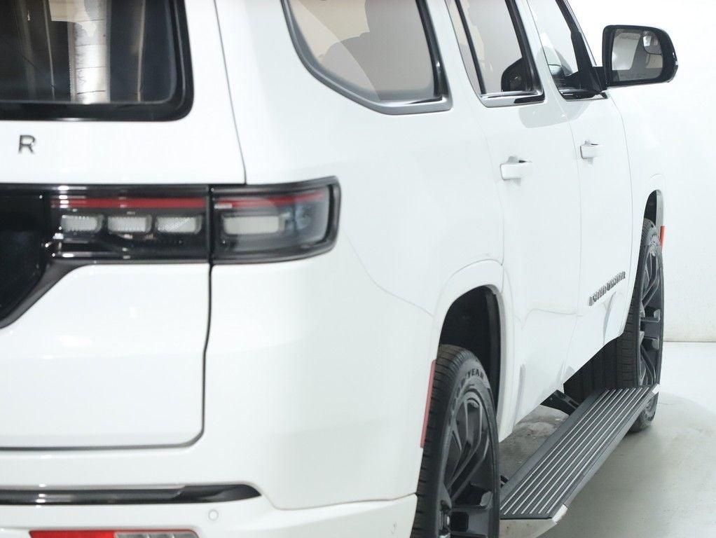 2022 Jeep Grand Wagoneer Series II