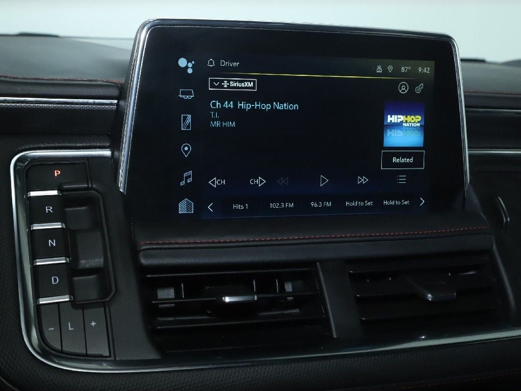 2024 Chevrolet Suburban RST