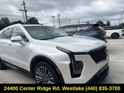 2024 Cadillac XT4 Premium Luxury