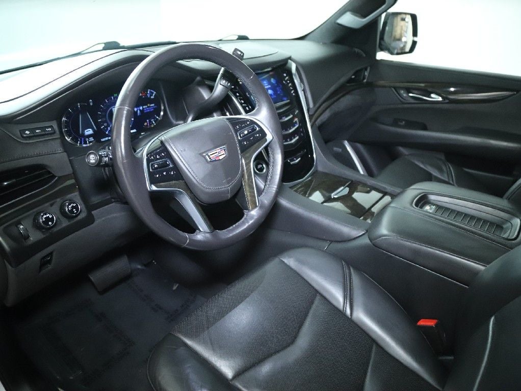 2020 Cadillac Escalade Platinum Edition
