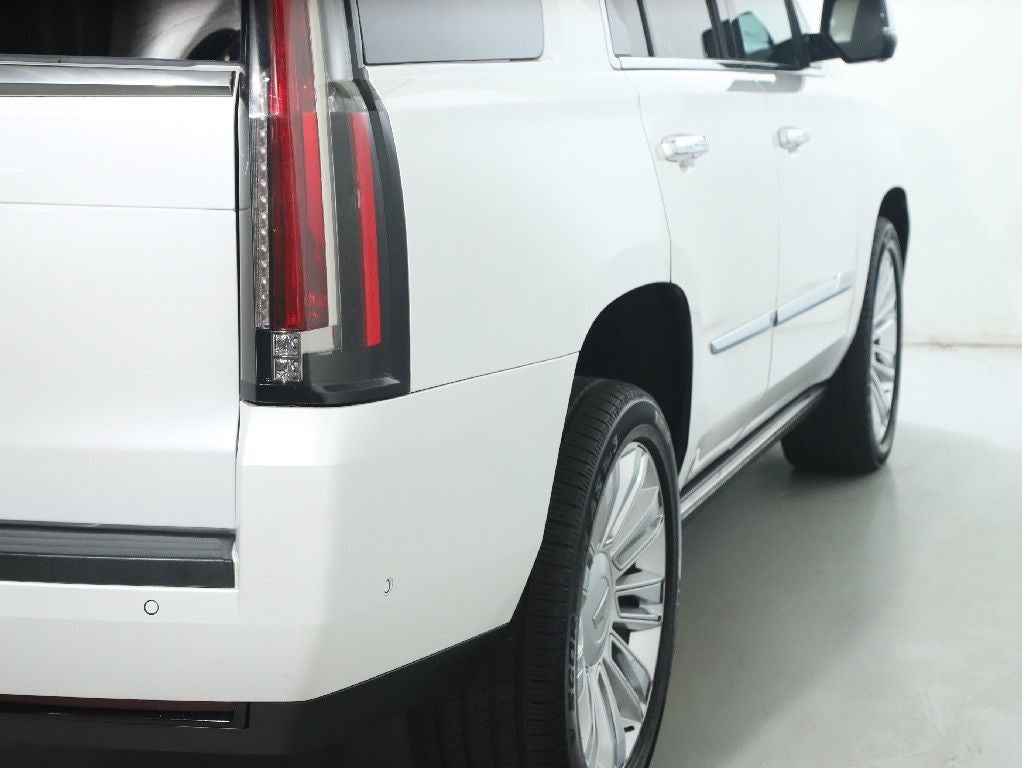 2020 Cadillac Escalade Platinum Edition