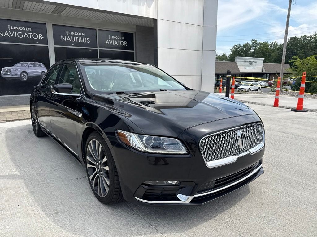 2019 Lincoln Continental Select