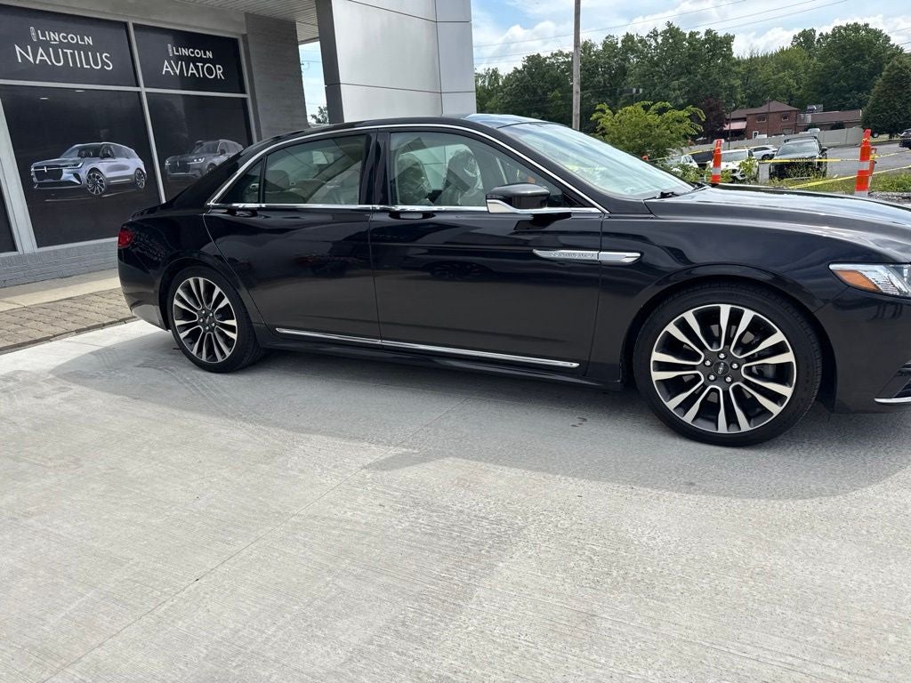 2019 Lincoln Continental Select