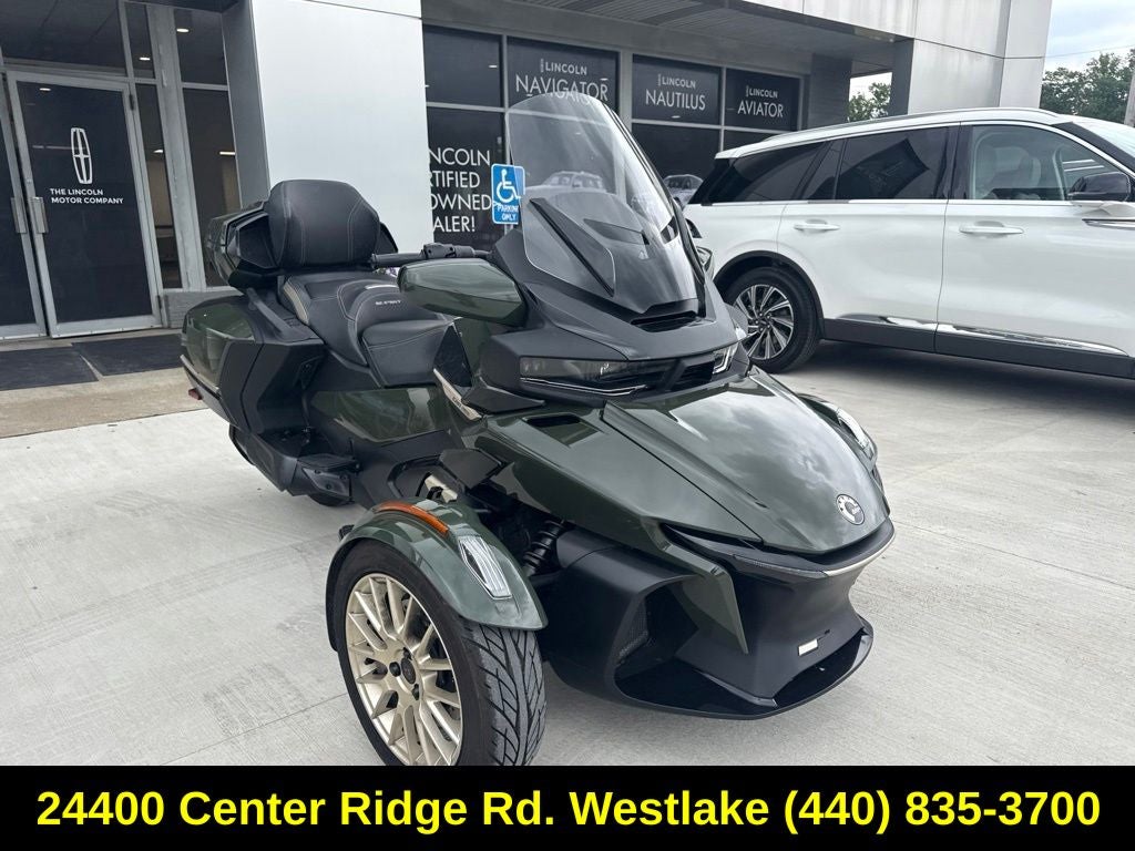 2023 Can-Am Spyder SEA TO SKY