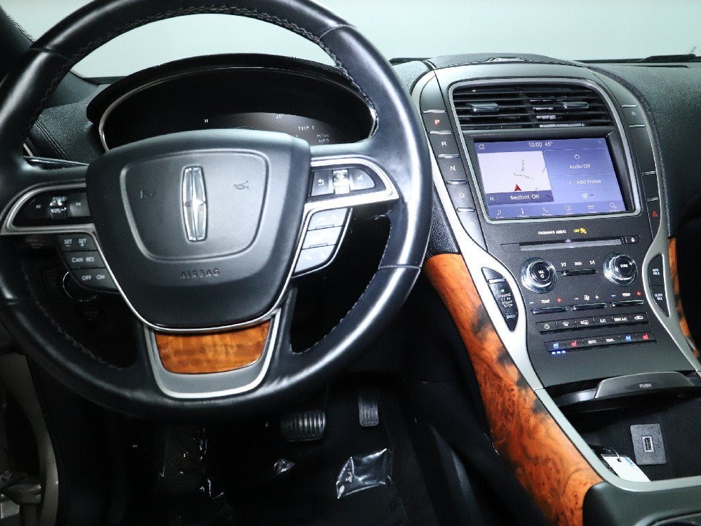 2020 Lincoln Nautilus Reserve