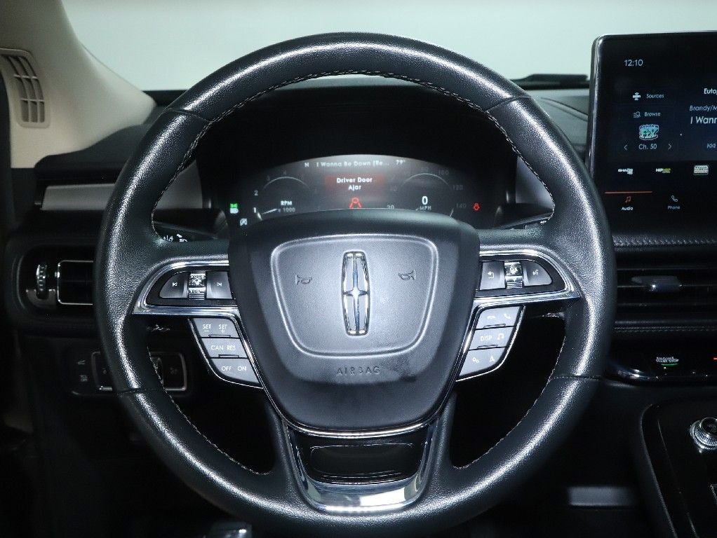 2022 Lincoln Nautilus Standard