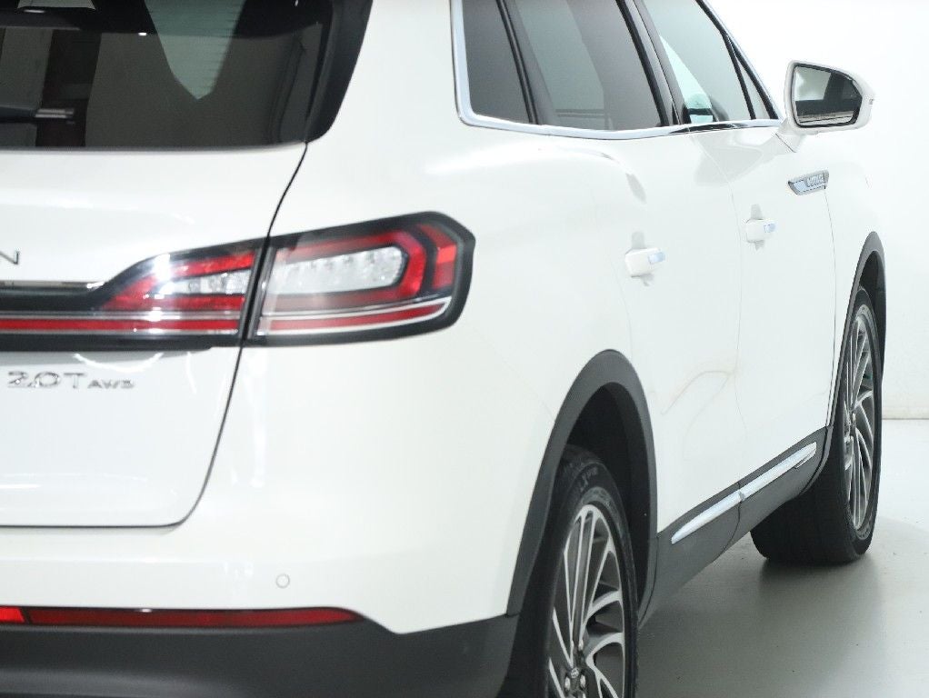 2020 Lincoln Nautilus Reserve