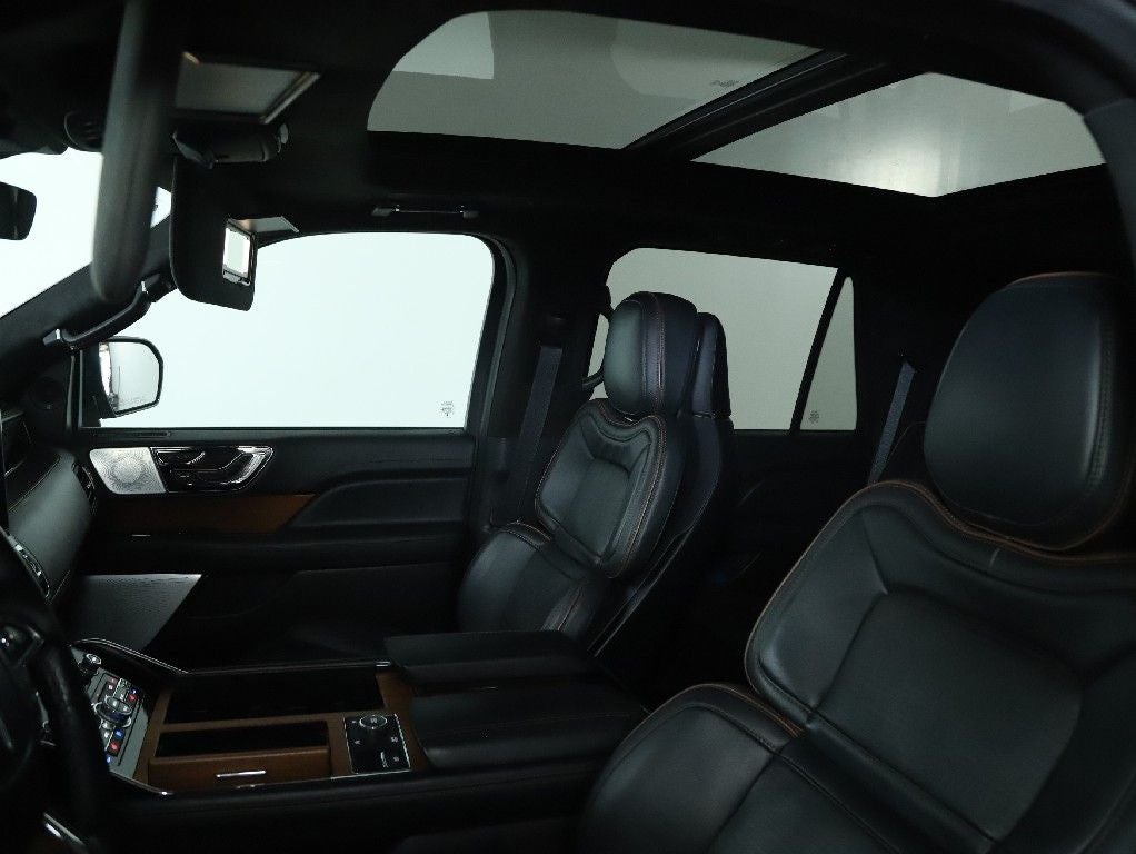 2023 Lincoln Navigator Black Label