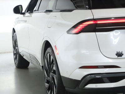 2024 Lincoln Nautilus Reserve