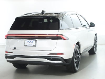 2024 Lincoln Nautilus Reserve