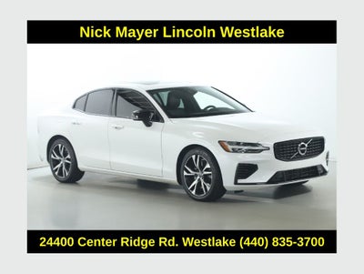 2022 Volvo S60 Recharge Plug-In Hybrid T8 R-Design Expression