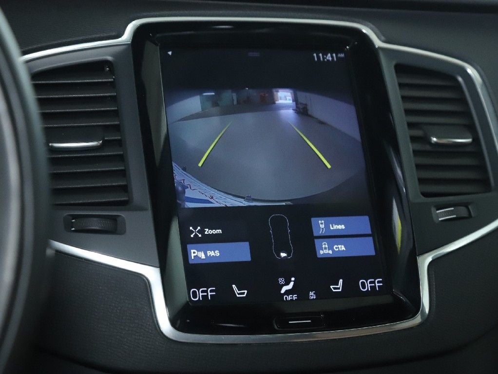 2019 Volvo XC90 T6 Momentum