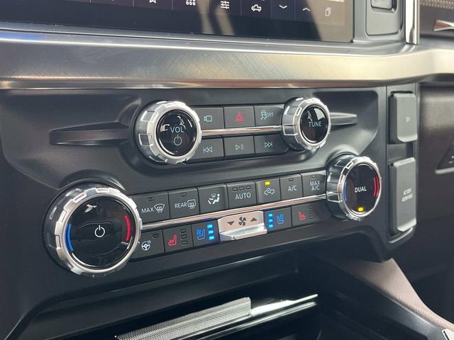 2025 Ford Super Duty F-450 DRW King Ranch