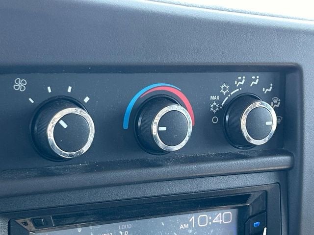 2015 Chevrolet Express Cargo 2500 2500 Regular Wheelbase Rear-Wheel Drive