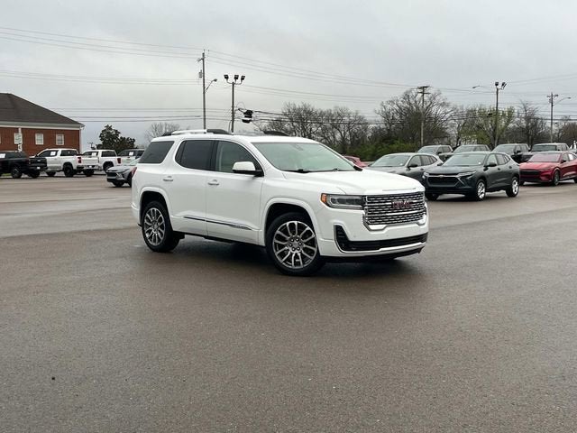 2023 GMC Acadia Denali