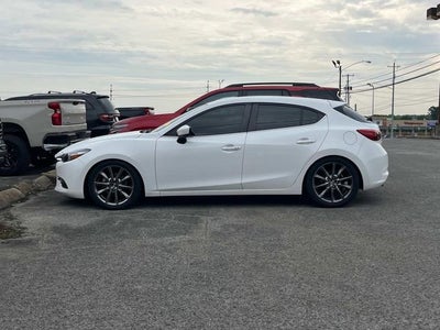 2018 Mazda Mazda3 Hatchback Touring