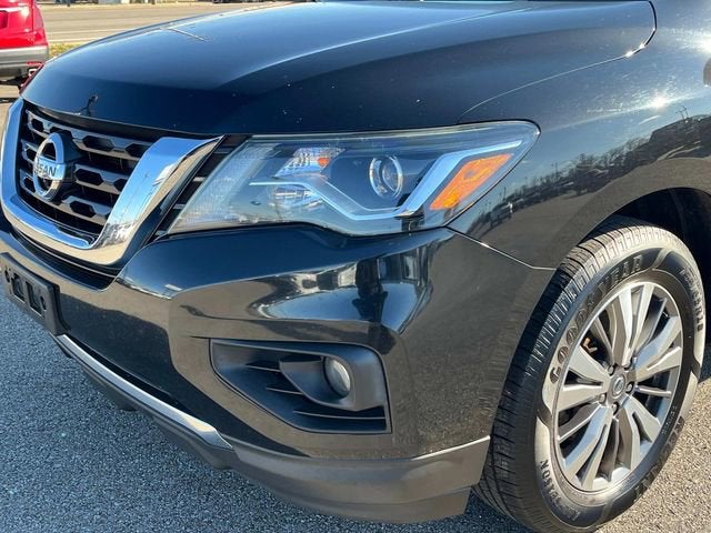 2019 Nissan Pathfinder SL