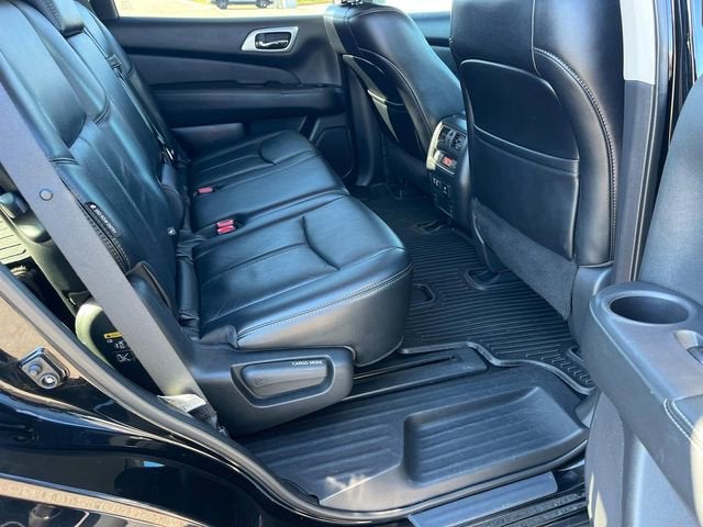 2019 Nissan Pathfinder SL