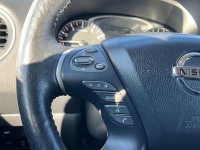 2019 Nissan Pathfinder SL