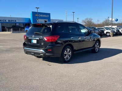2019 Nissan Pathfinder SL